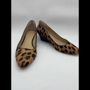 Talbots Womens Isa Calf Hair Leopard Wedge Pounted Toe Pump Shoes Womens 8